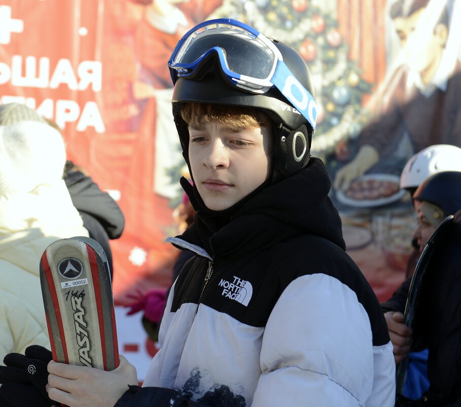 . - Алексей Неустроев