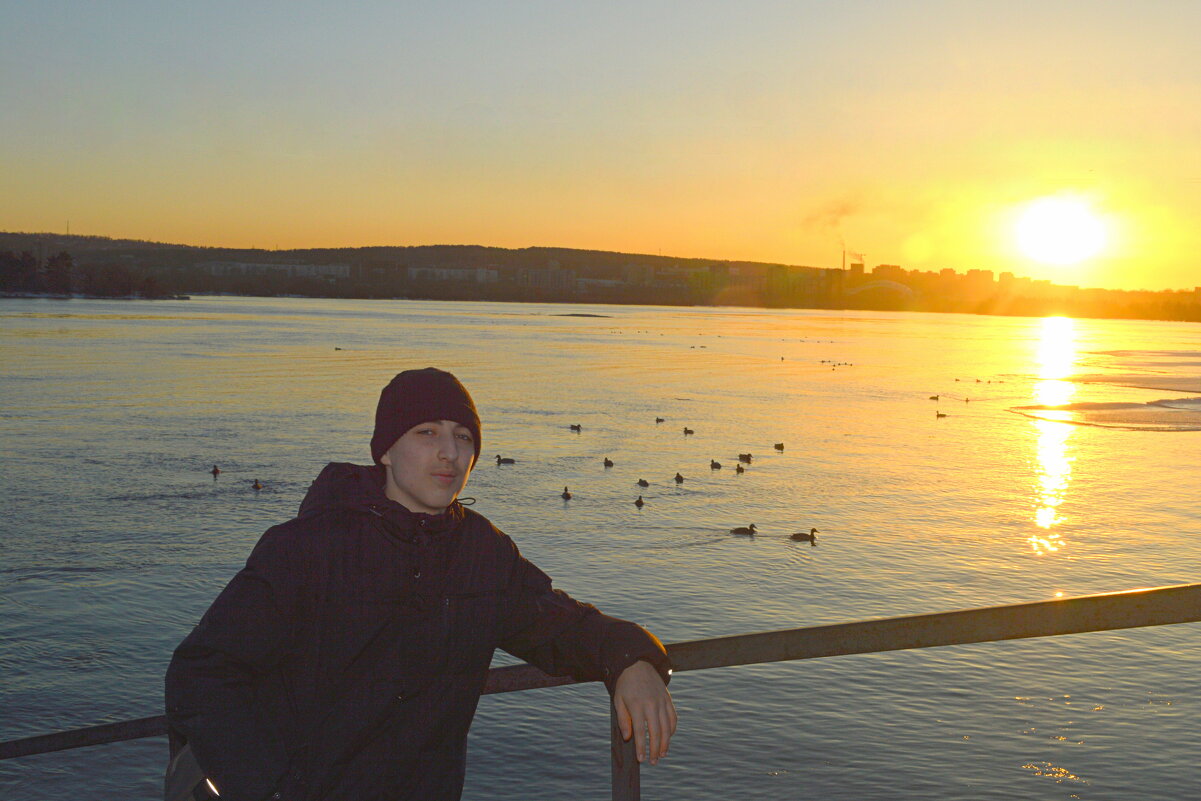 На набережной Ангары - Татьяна Лютаева На набережной Ангары - Татьяна Лютаева