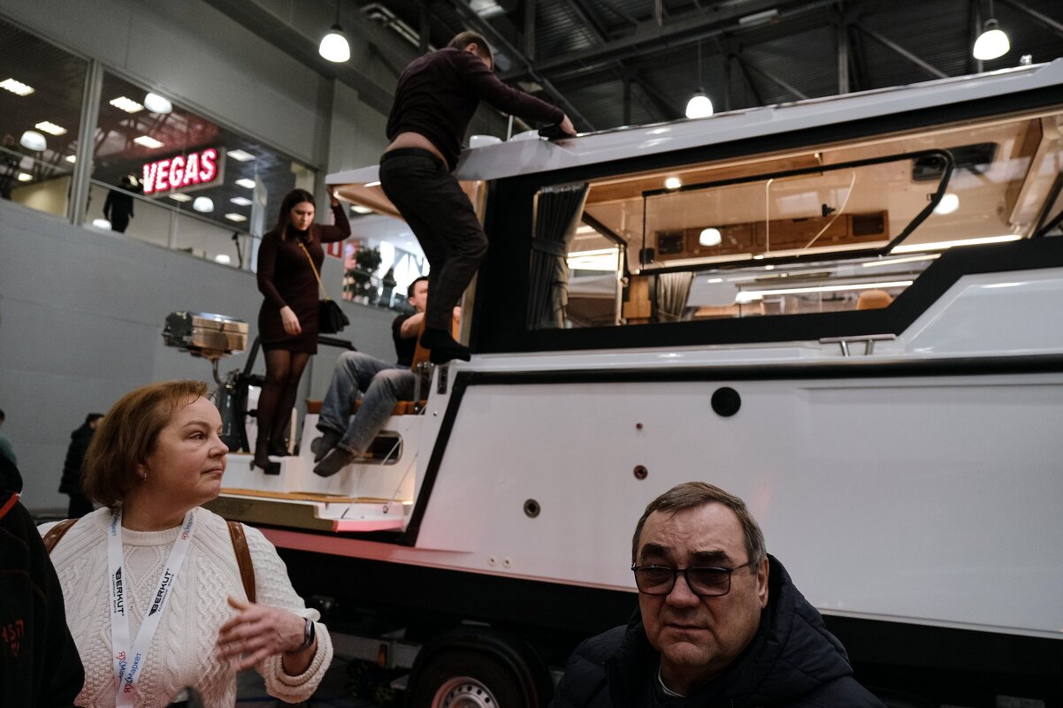 "Семь футов под килём" - Сергей Золотавин "Семь футов под килём" - Сергей Золотавин