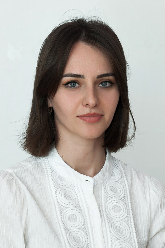 Воспитательница - Батик Табуев