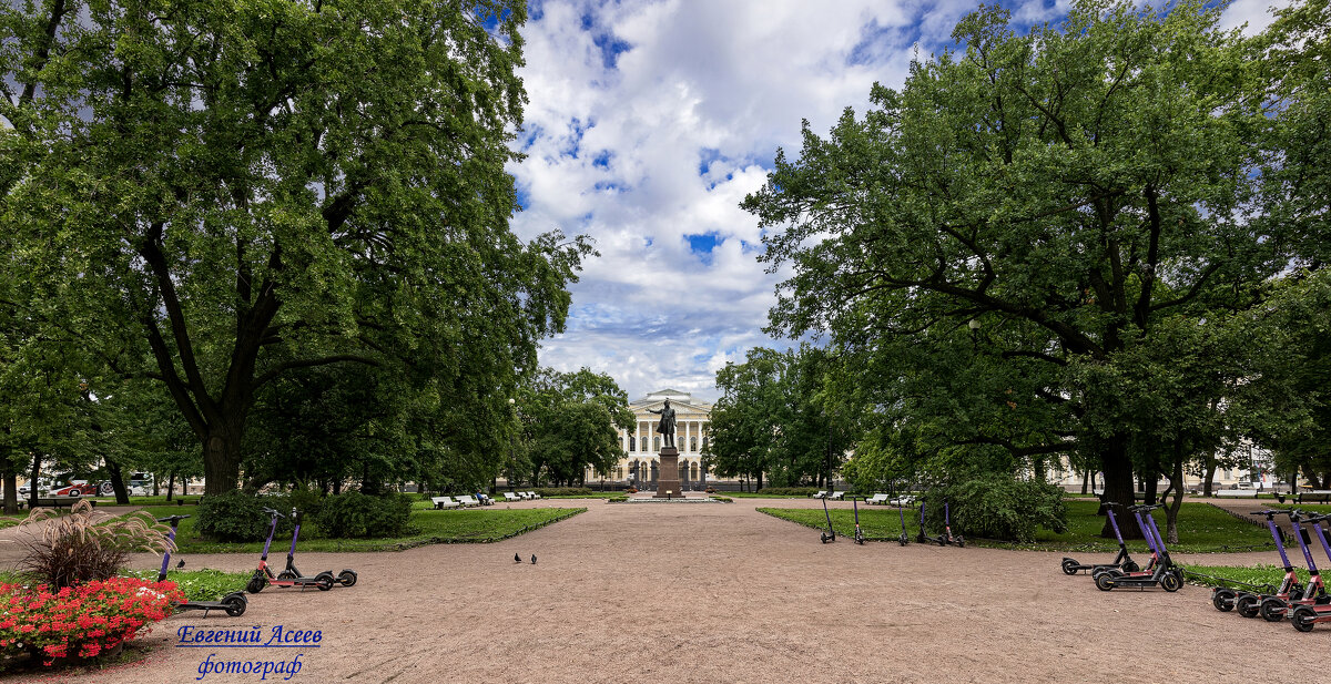 К нему не зарастет народная тропа - Евгений 
