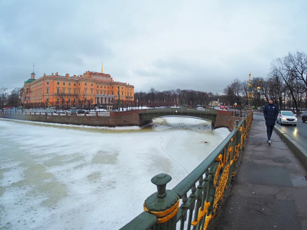 Типичный Питер - Магомед .