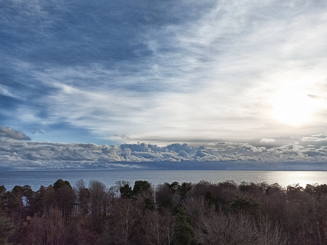 Рассвет с красивой грядой облаков. - Лилия * Рассвет с красивой грядой облаков. - Лилия *