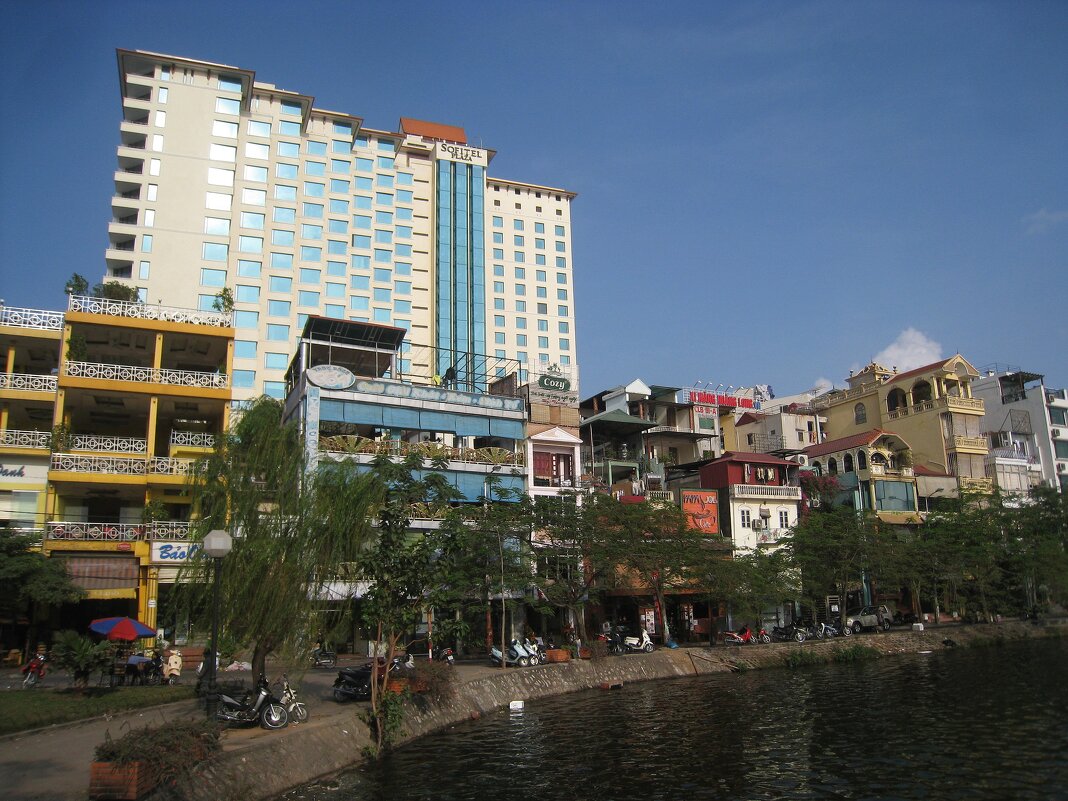 Славный город Ханой. - unix (Илья Утропов)