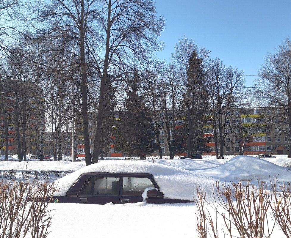 в окно повеяло весною - Венера Чуйкова