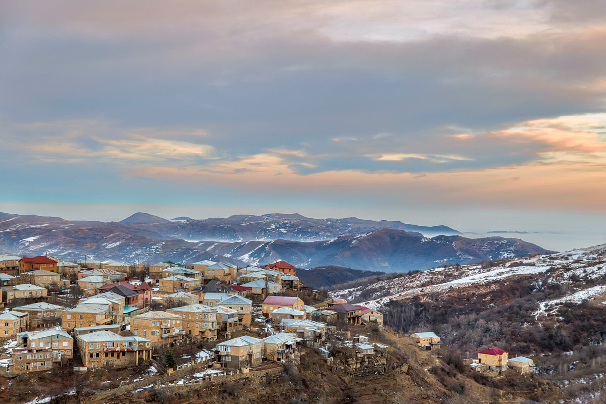 Высоко-высоко в горах среди облаков ... - Дина Евсеева