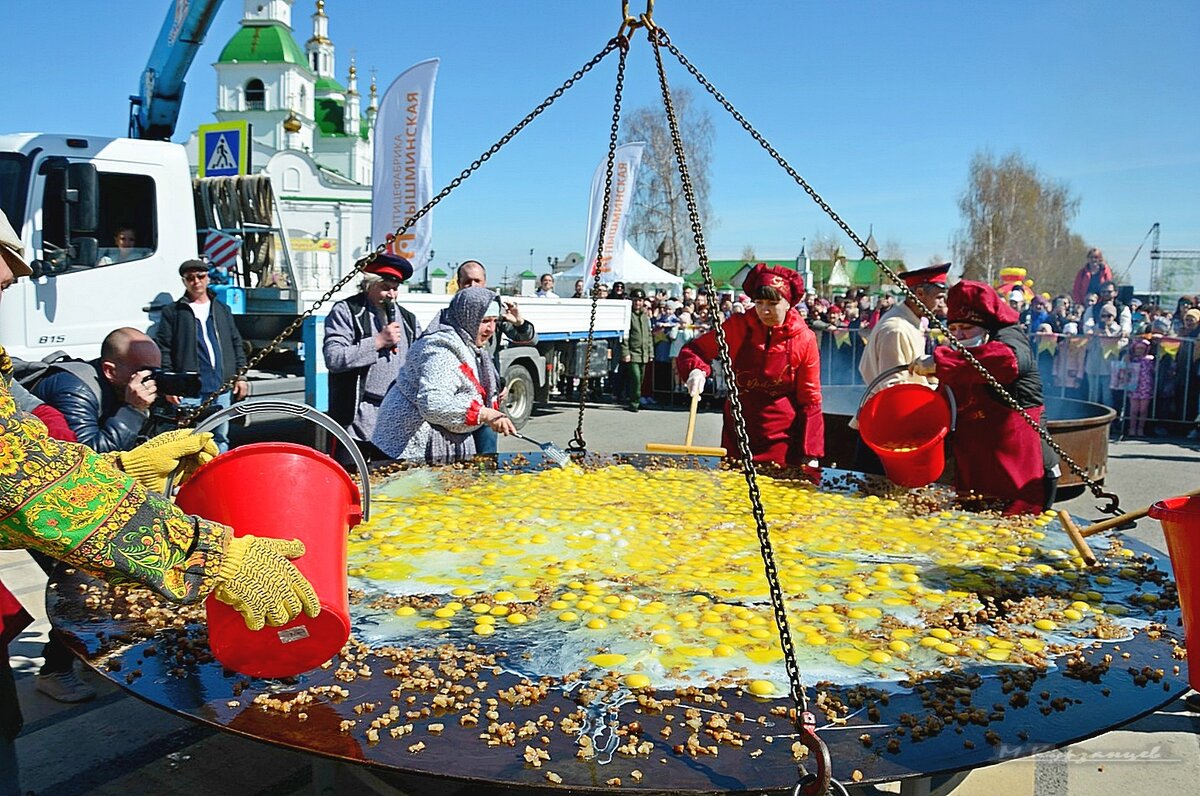 Яичница из 1500 яиц. - Михаил Курзанцев