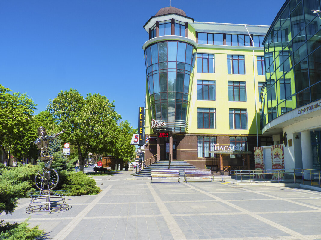 Гостиница  Дива - Валентин Семчишин