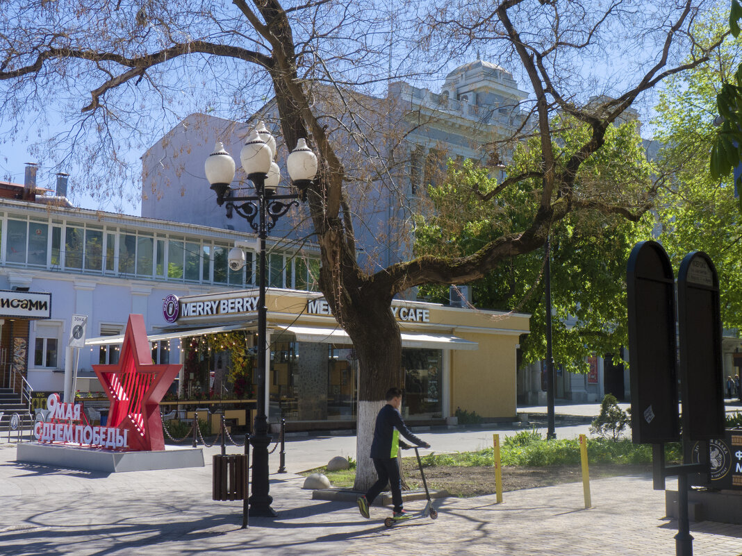 Весна на  улице  Горького - Валентин Семчишин