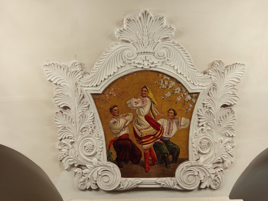 С любимым праздником мужчин - Днем 8 Марта! - Андрей Лукьянов