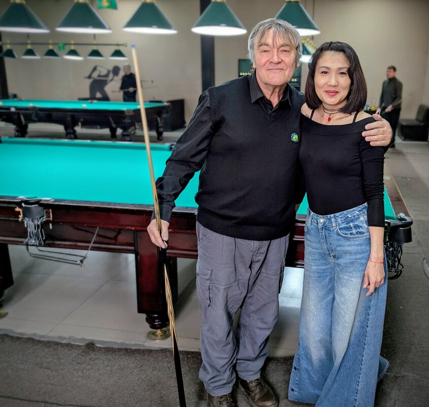 Друзья - Андрей Хлопонин