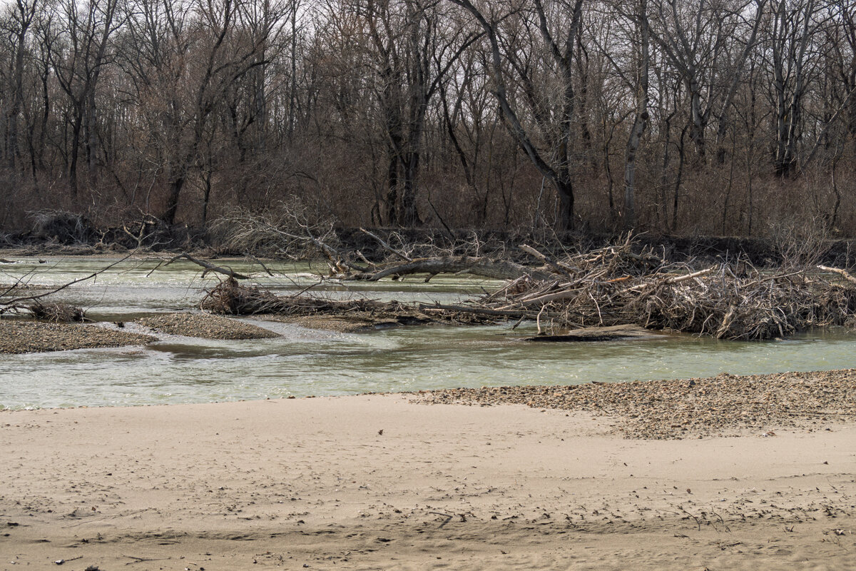 Март, река Кубань - Игорь Сикорский