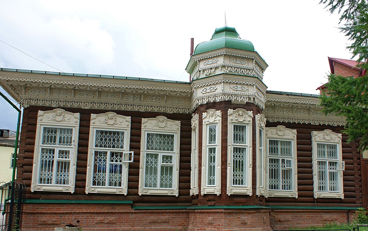 Памятник деревянного зодчества. Дом Бузолина - Галина Нестратова
