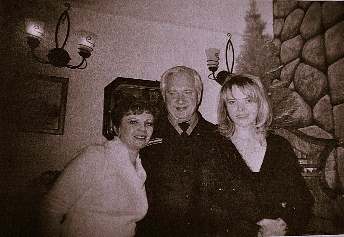 2000-е годы . Корпоратив в ресторане Старина Мюллер - Анатолий Колосов