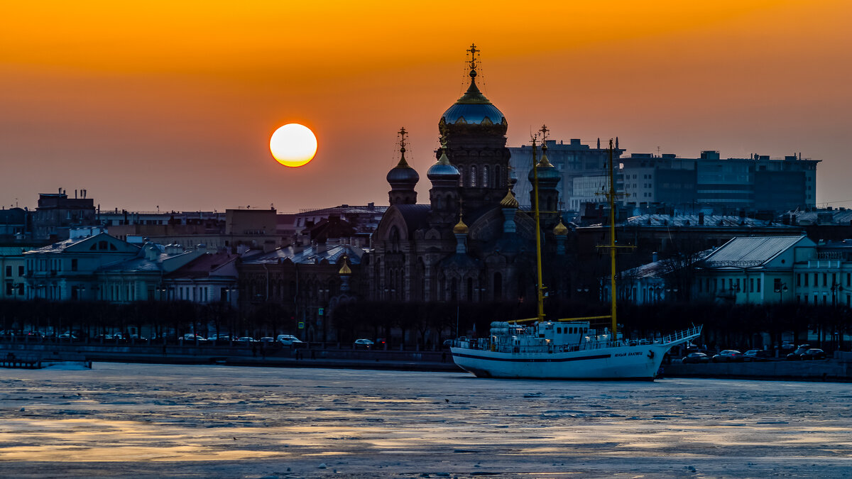 Вечер тихо опустился. - Игорь Викторов