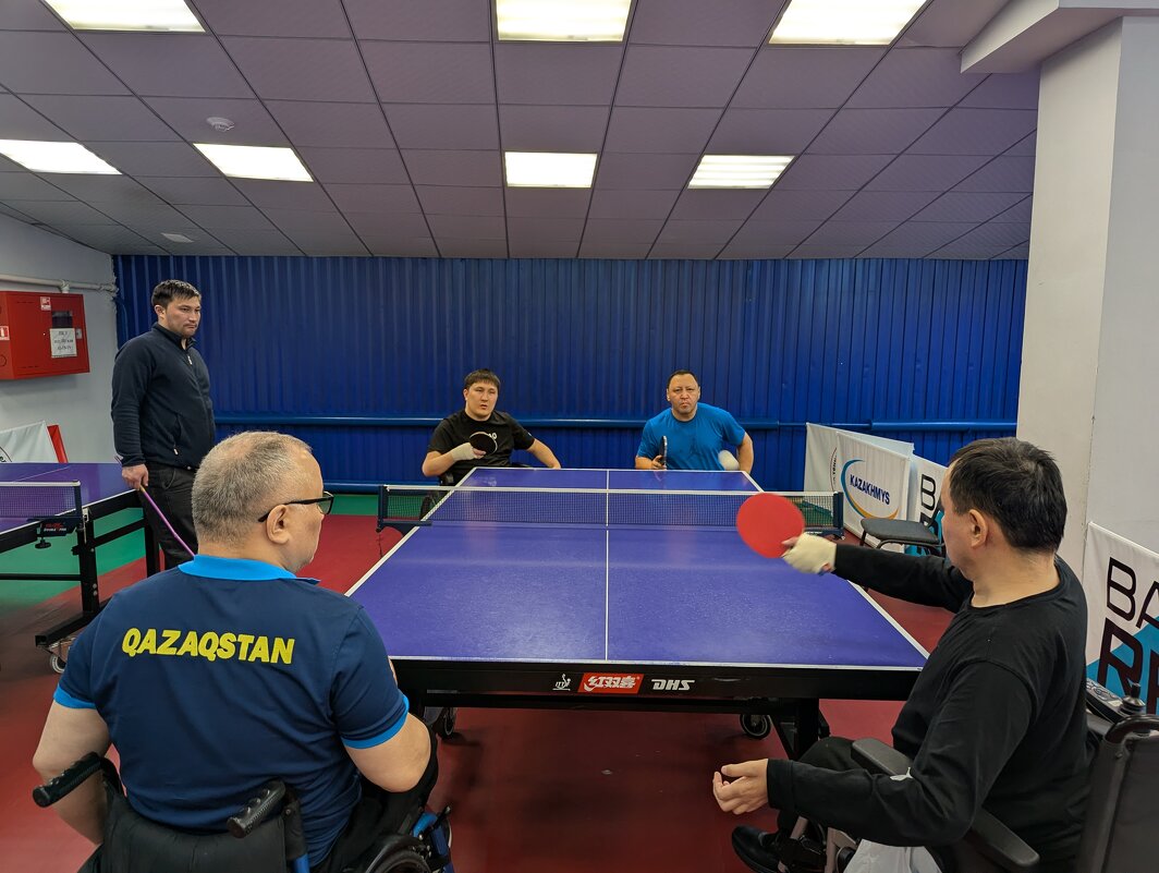 Пара теннис - Андрей Хлопонин