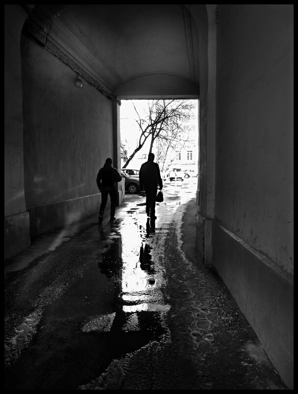 Март. Проходной двор - Наталья Rosenwasser