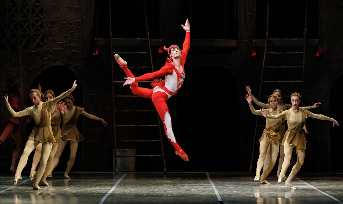 Балет "Спартак" - Марк Еленцов