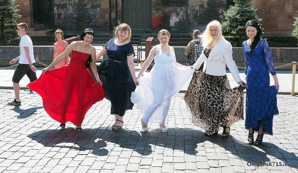 слабый пол позирует - Олег Лукьянов