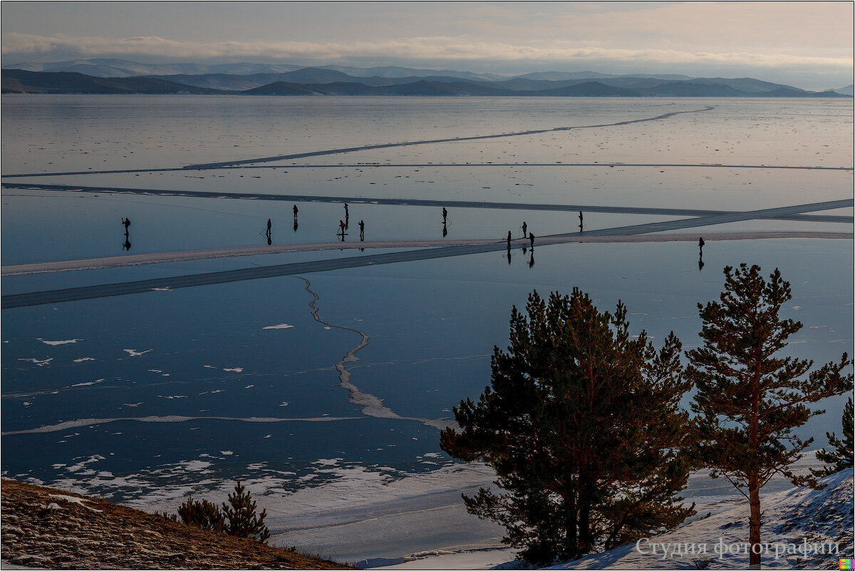 Покататься на коньках на Байкале - Студия фотографии
