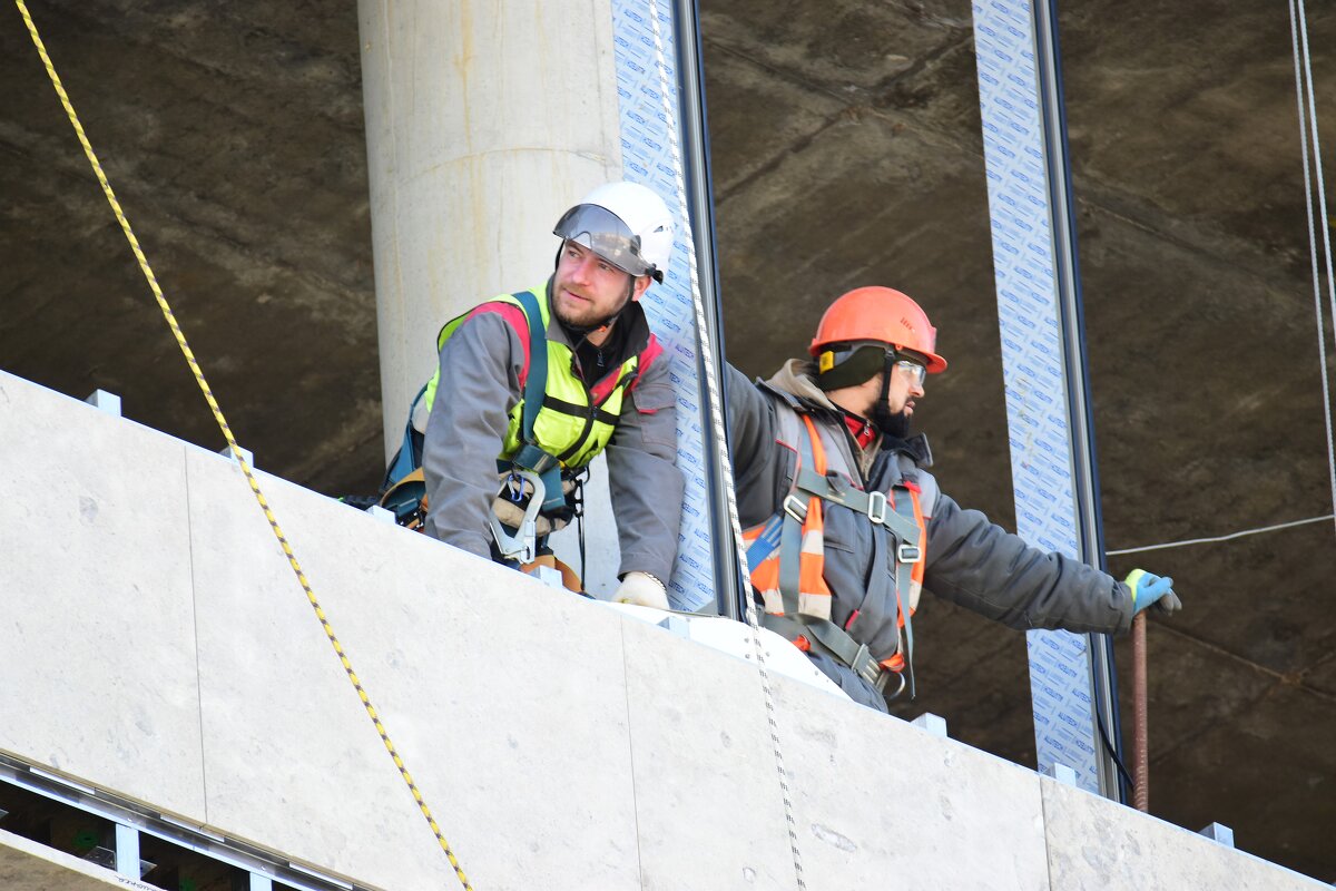 Будни строителей - Наталья Вязигина