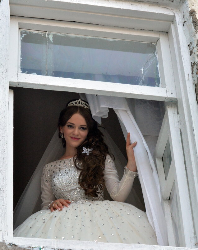 Окно во двор - Юсиф Саркаров