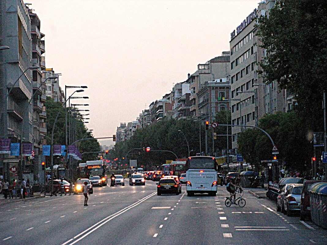 Барселона - Владимир Драгунский