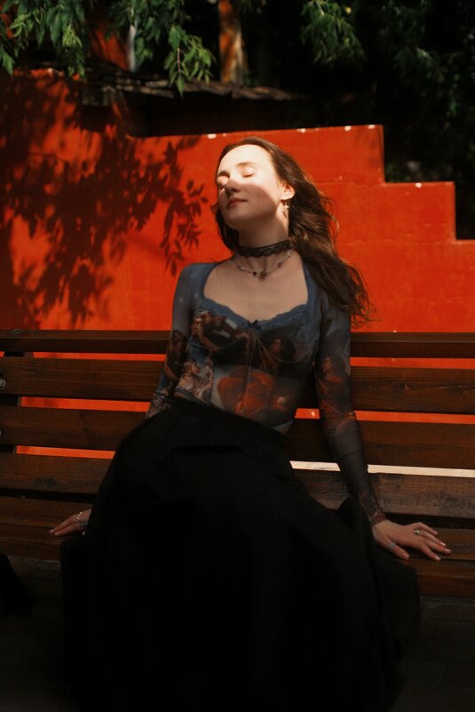 Портрет на скамье | Уличная съемка с цветом - Рамиль Газизов