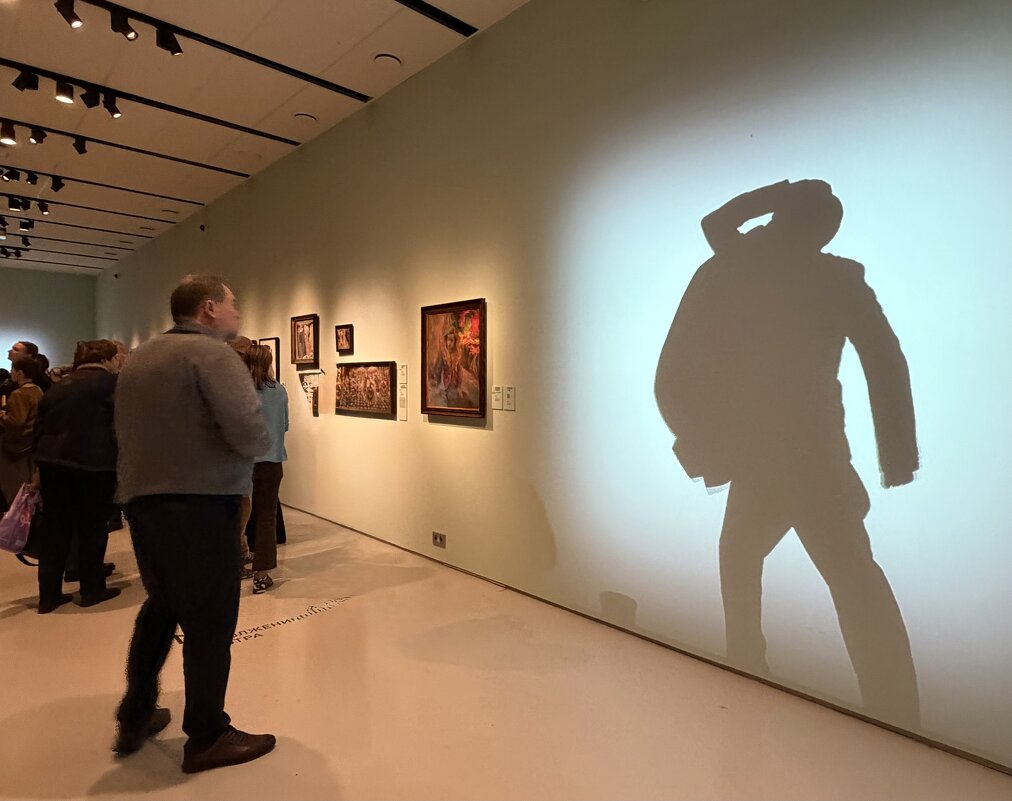 На выставке - Любовь 