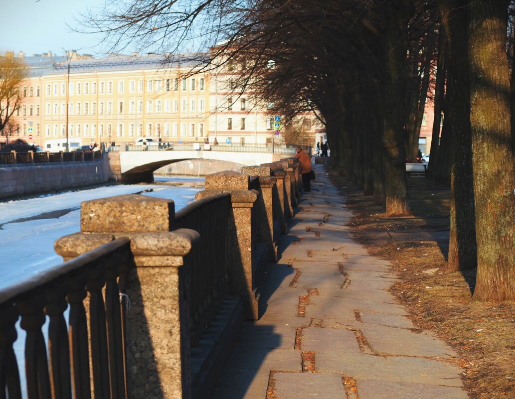 Набережная канала Грибоедова - Магомед . Набережная канала Грибоедова - Магомед .