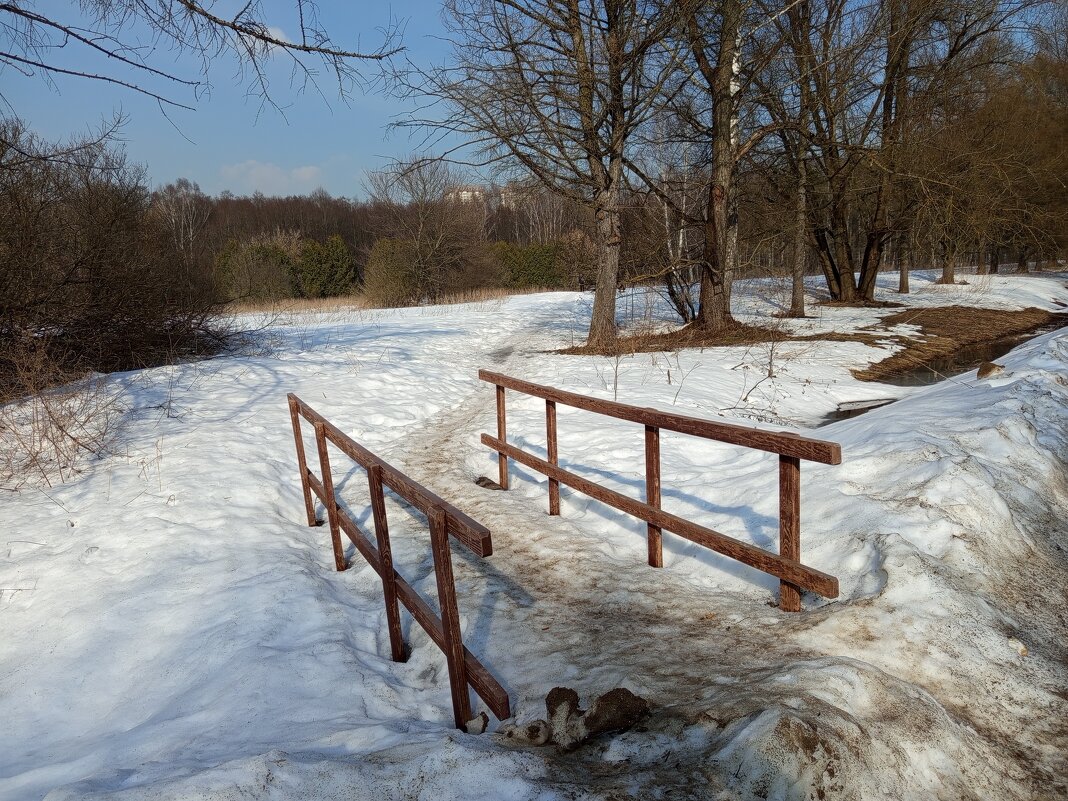 Март как он есть - Андрей Лукьянов Март как он есть - Андрей Лукьянов