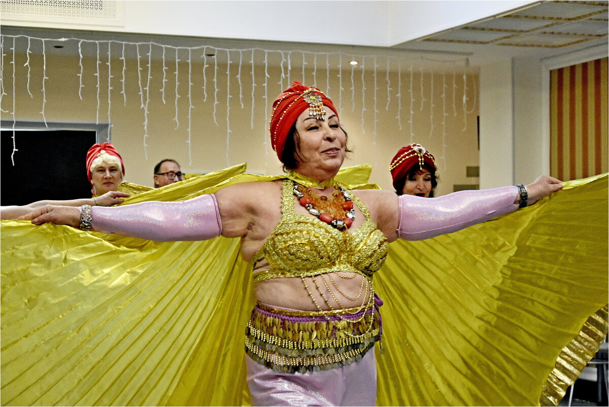 ХУДОЖЕСТВЕННАЯ САМОДЕЯТЕЛЬНОСТЬ - Юрий Владимирович 34 ХУДОЖЕСТВЕННАЯ САМОДЕЯТЕЛЬНОСТЬ - Юрий Владимирович 34