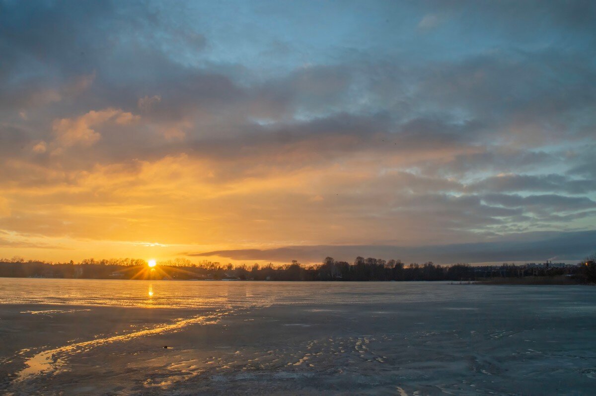 Весенний вечер...... - Юрий Цыплятников