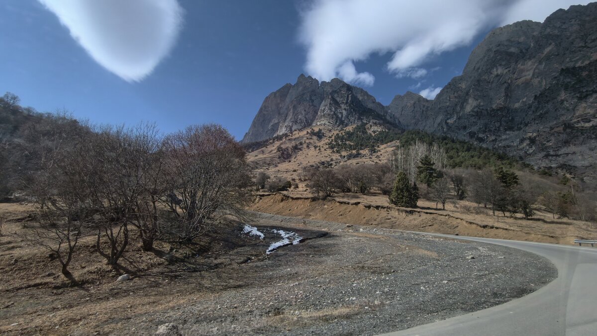 По дороге в горы - Мариша 