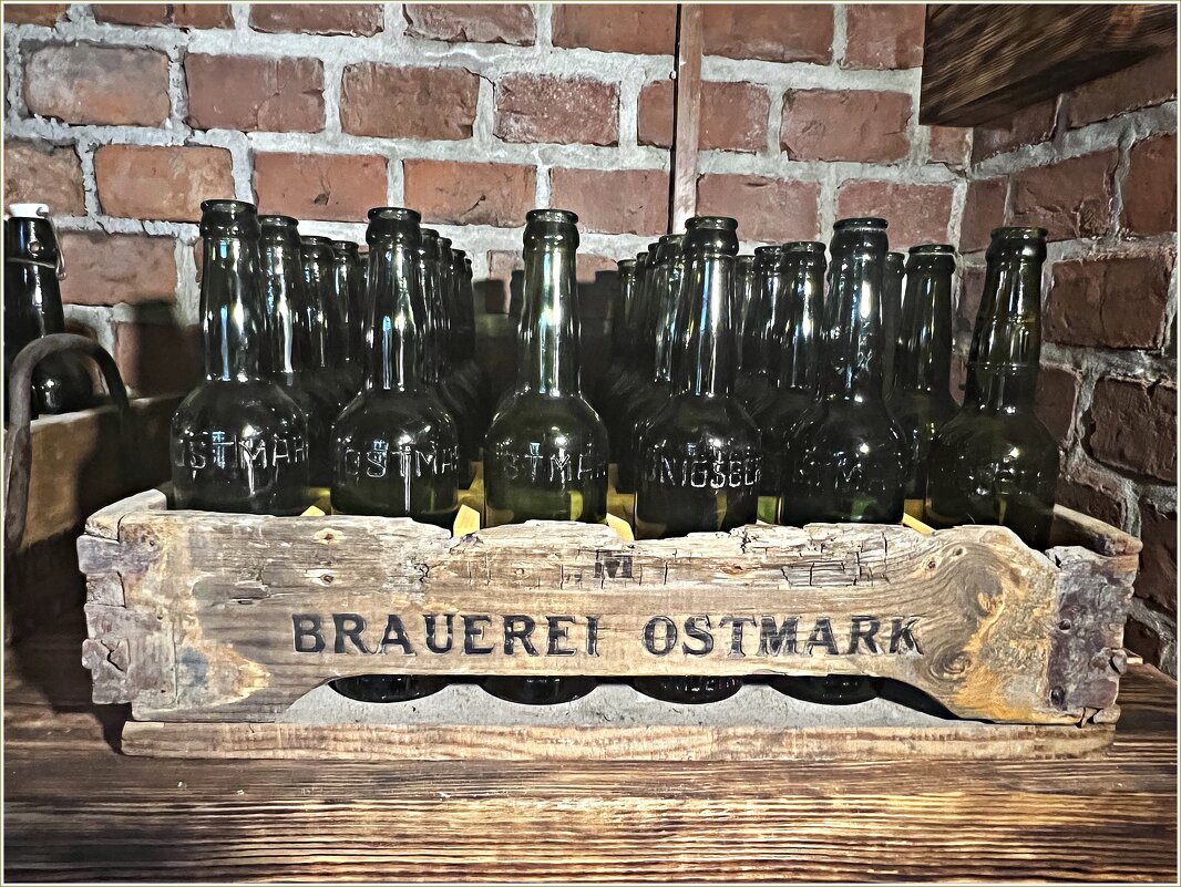 В музее. - Валерия Комова