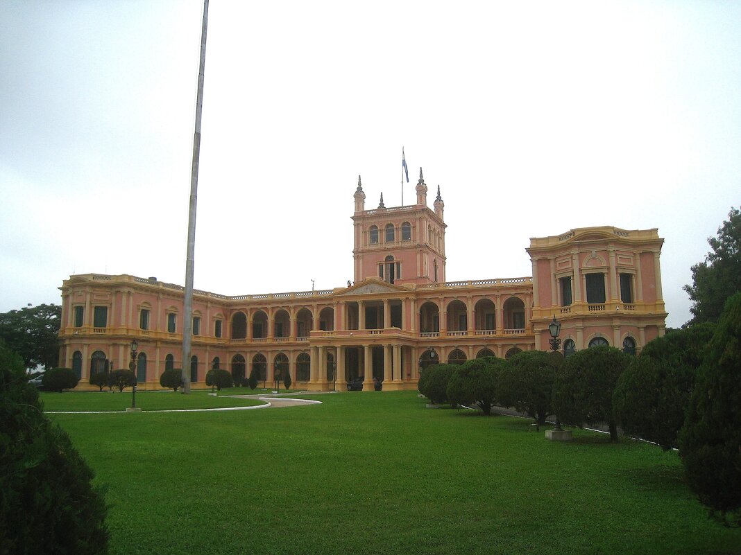 Президентский дворец в Асунсьоне. - unix (Илья Утропов)