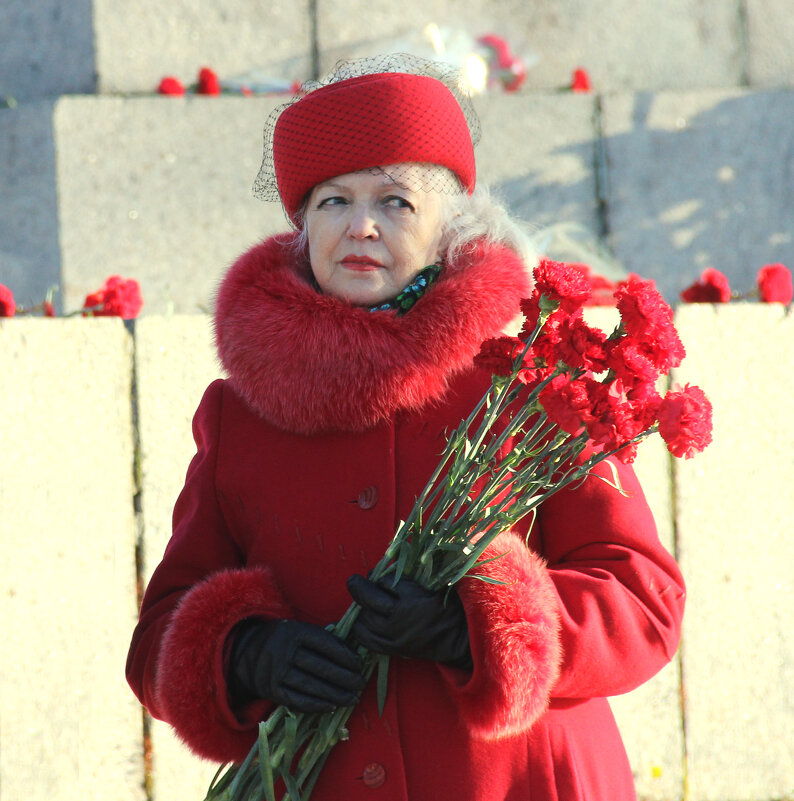 Большевичка - СЮ Большевичка - СЮ
