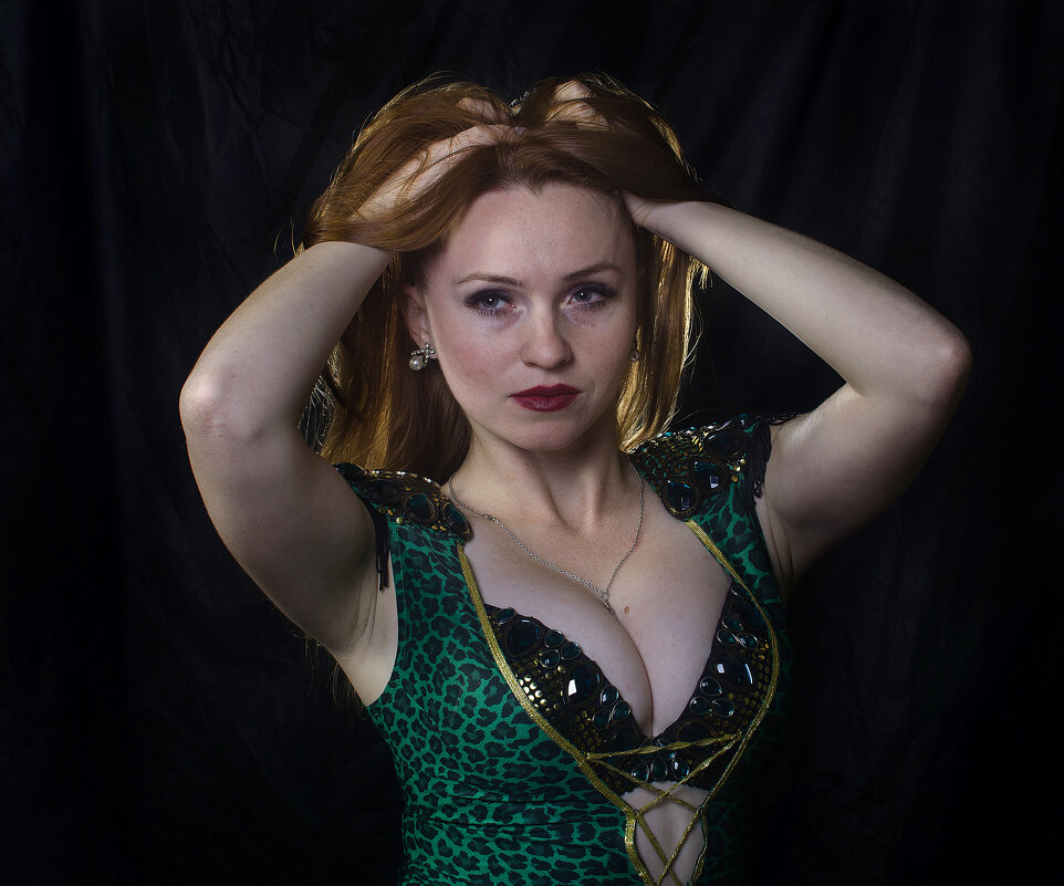 "Женский взгляд". - Давид Манакьян "Женский взгляд". - Давид Манакьян