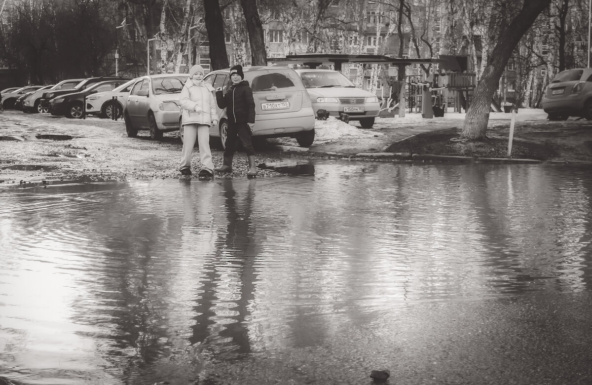 Ура! Весна! Лужи! (чб) - Сергей Царёв