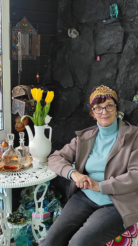 Среди каменьев) - Татьяна Лютаева