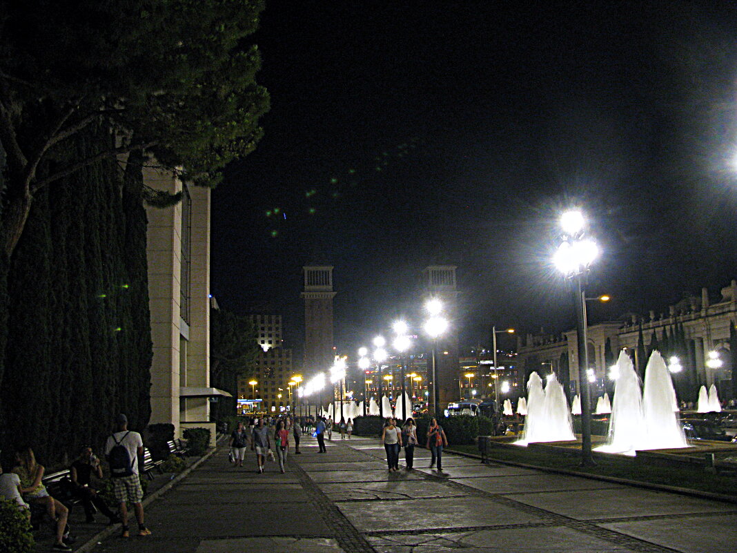 Фонтаны Барселоны. - Владимир Драгунский