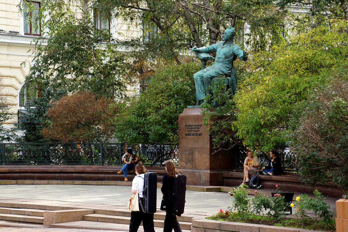 На Большой Никитской - Игорь Белоногов