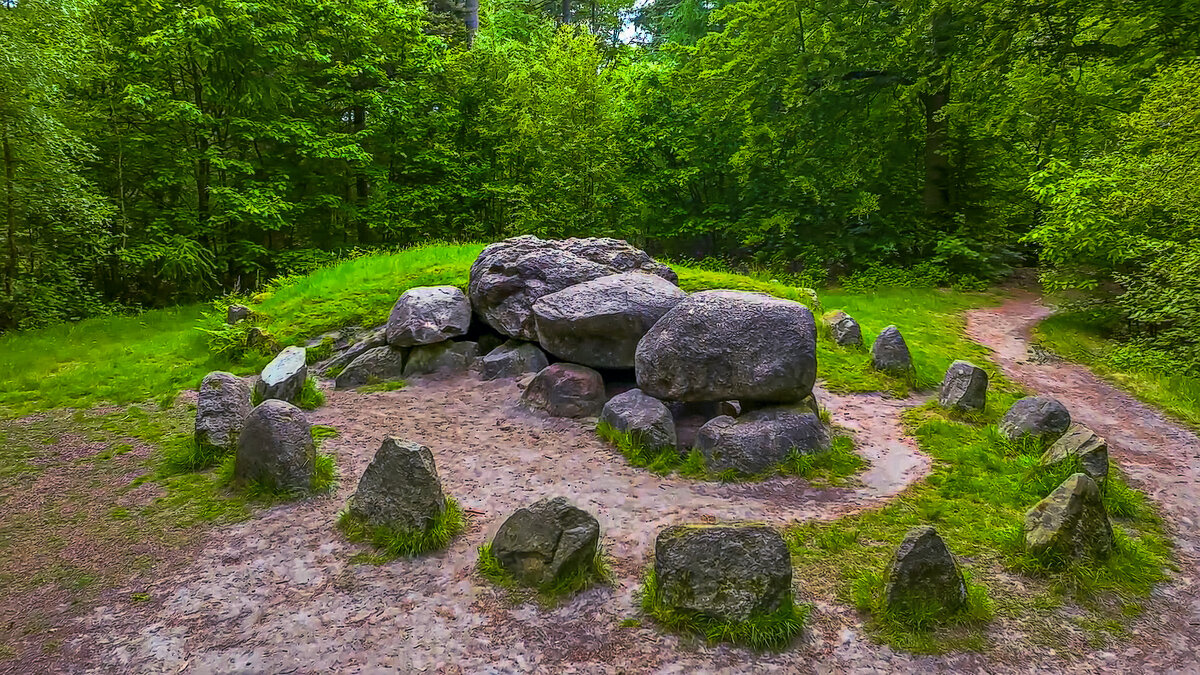 Дольмены в Нидерландах - Aleksey Afonin