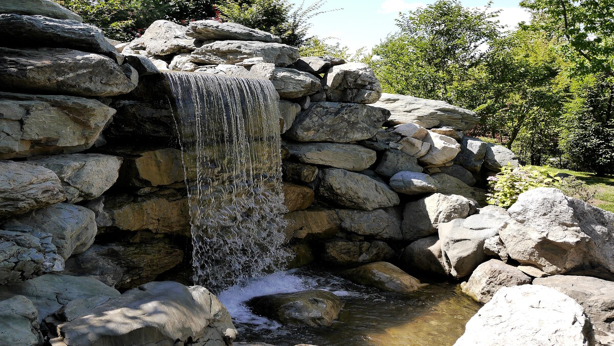 Рукотворный водопад. Парк Галицкого. - Alexey YakovLev