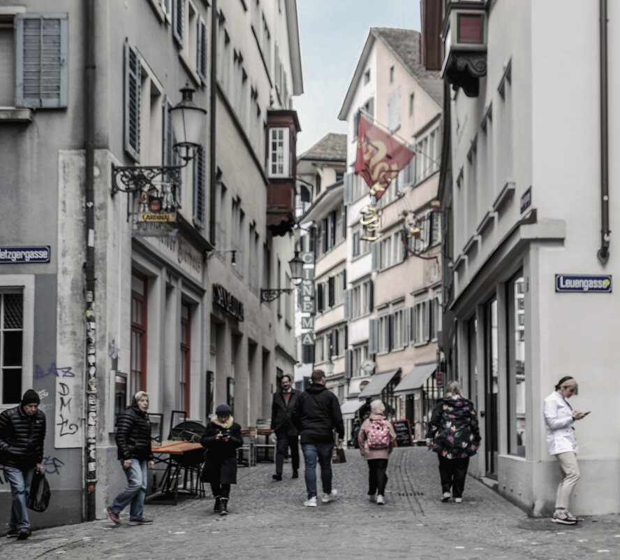 ** - Александр Липовецкий