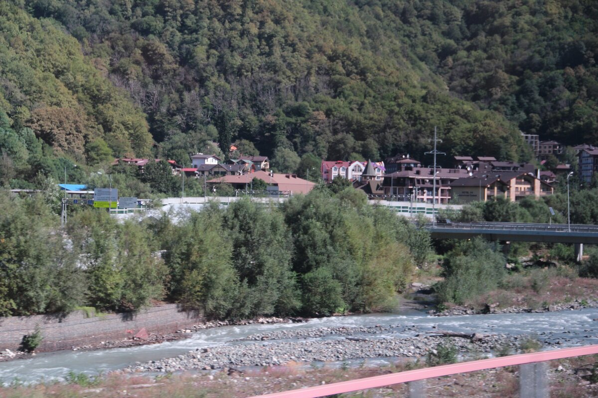 Красная Поляна в Сочи, популярный горный курорт. - Serega SchütZ Красная Поляна в Сочи, популярный горный курорт. - Serega SchütZ