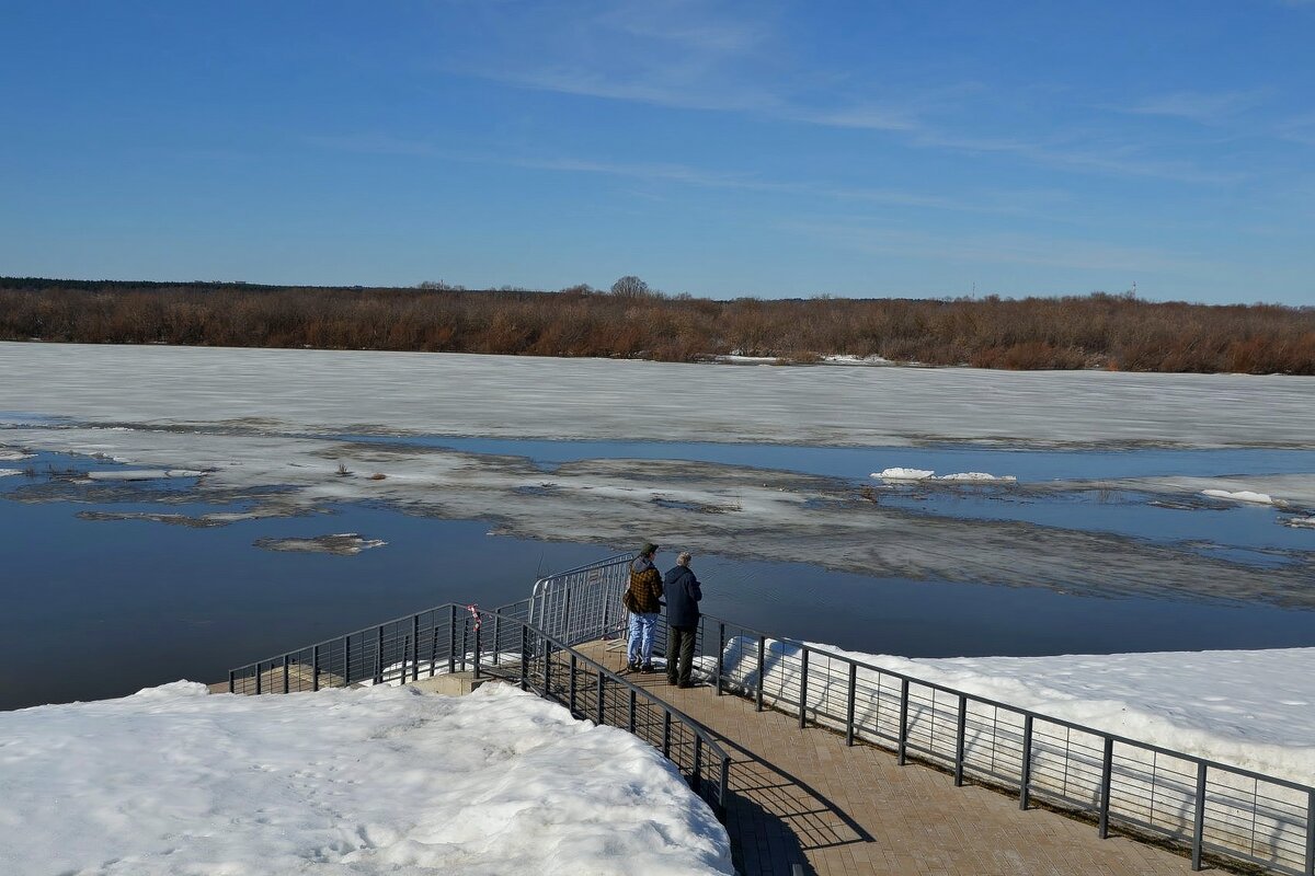 Ледоход на Оке в марте - Михаил Столяров