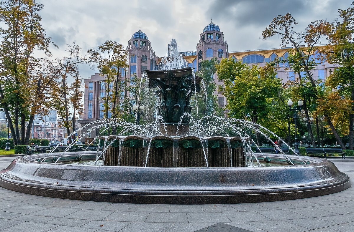 Фонтан на Кудринской площади. - Aleksey Afonin