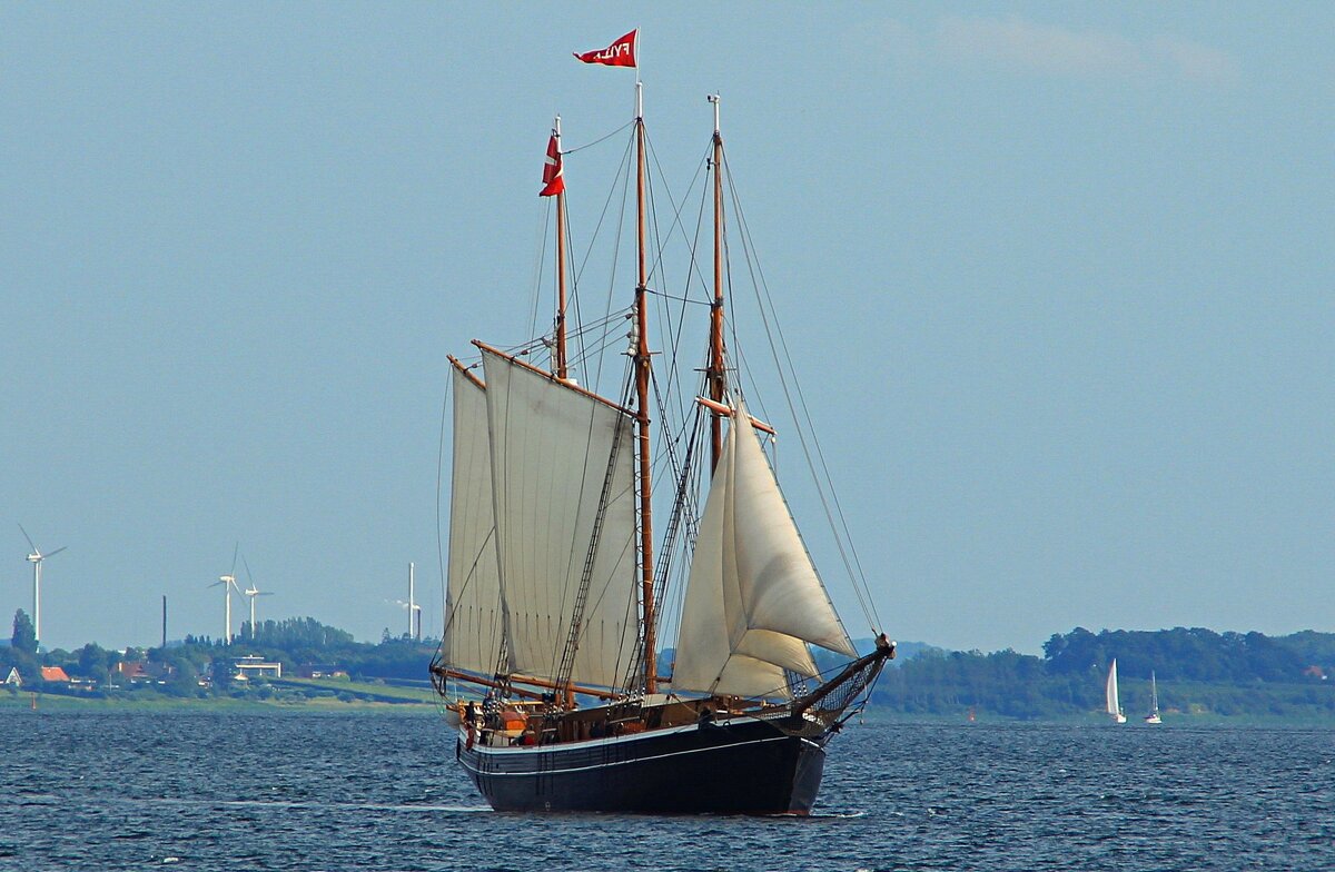 Прогулки под парусами - В.И 