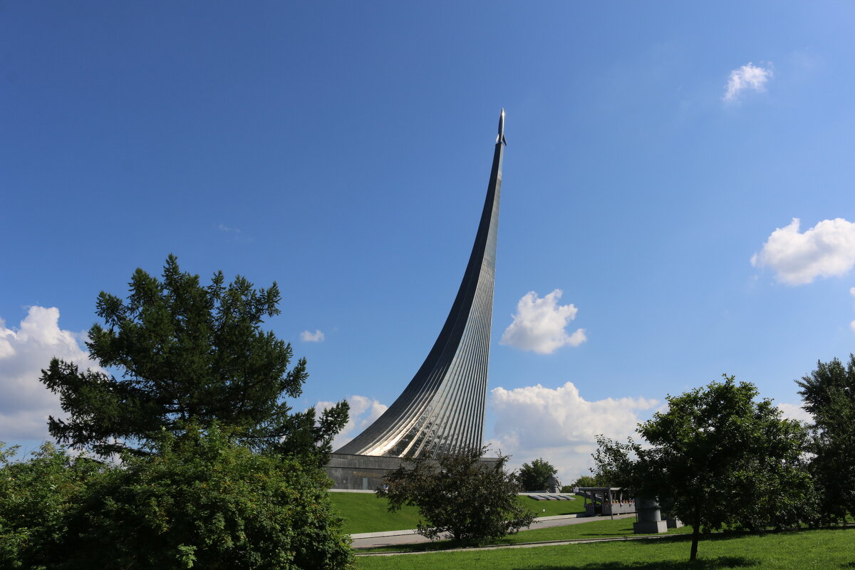 Покорителям космоса - Ольга 